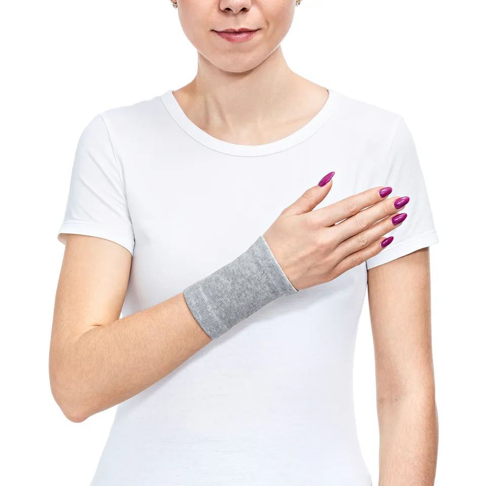 antar-at53020-bambus-handgelenkbandage-bewegungserhaltend image 1