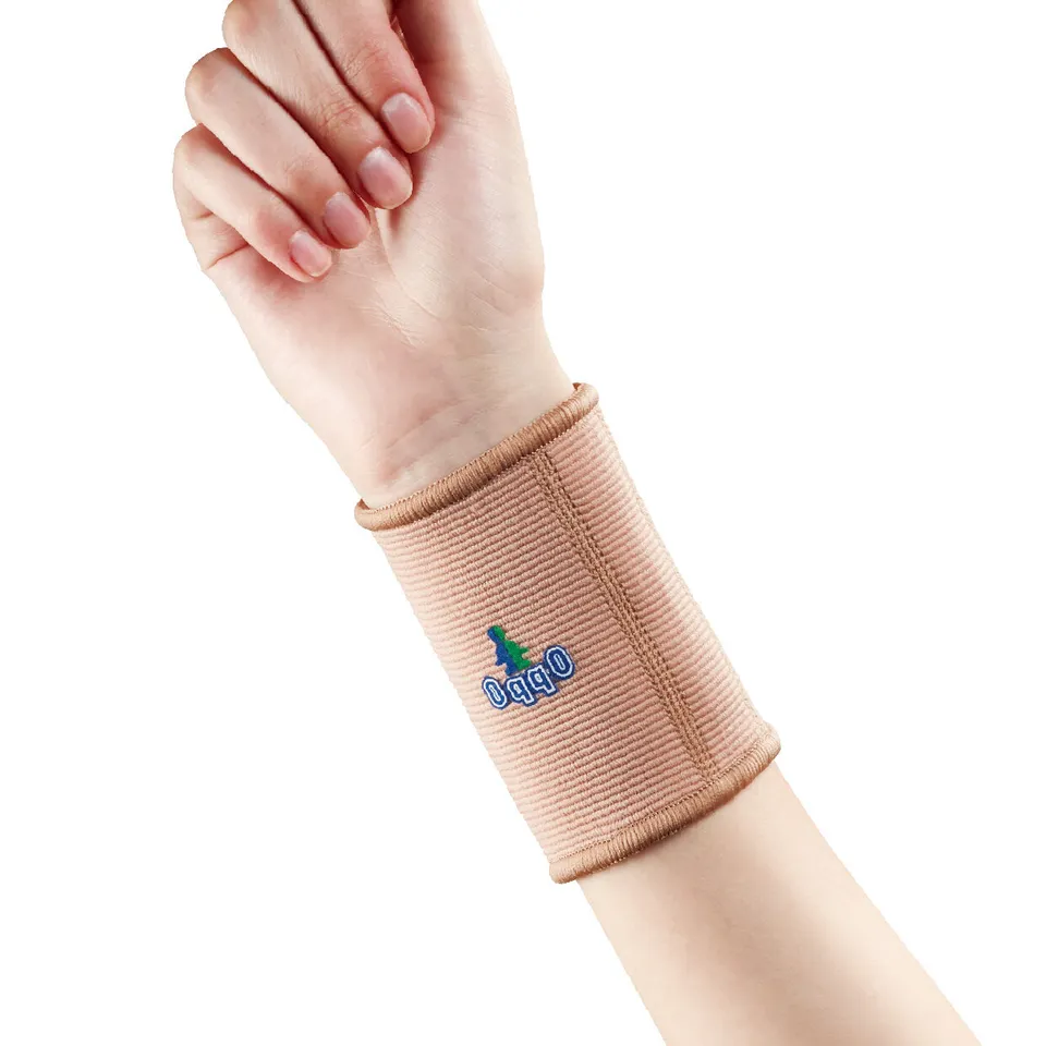 antar-2681-biomagnetische-handgelenkbandage image 1